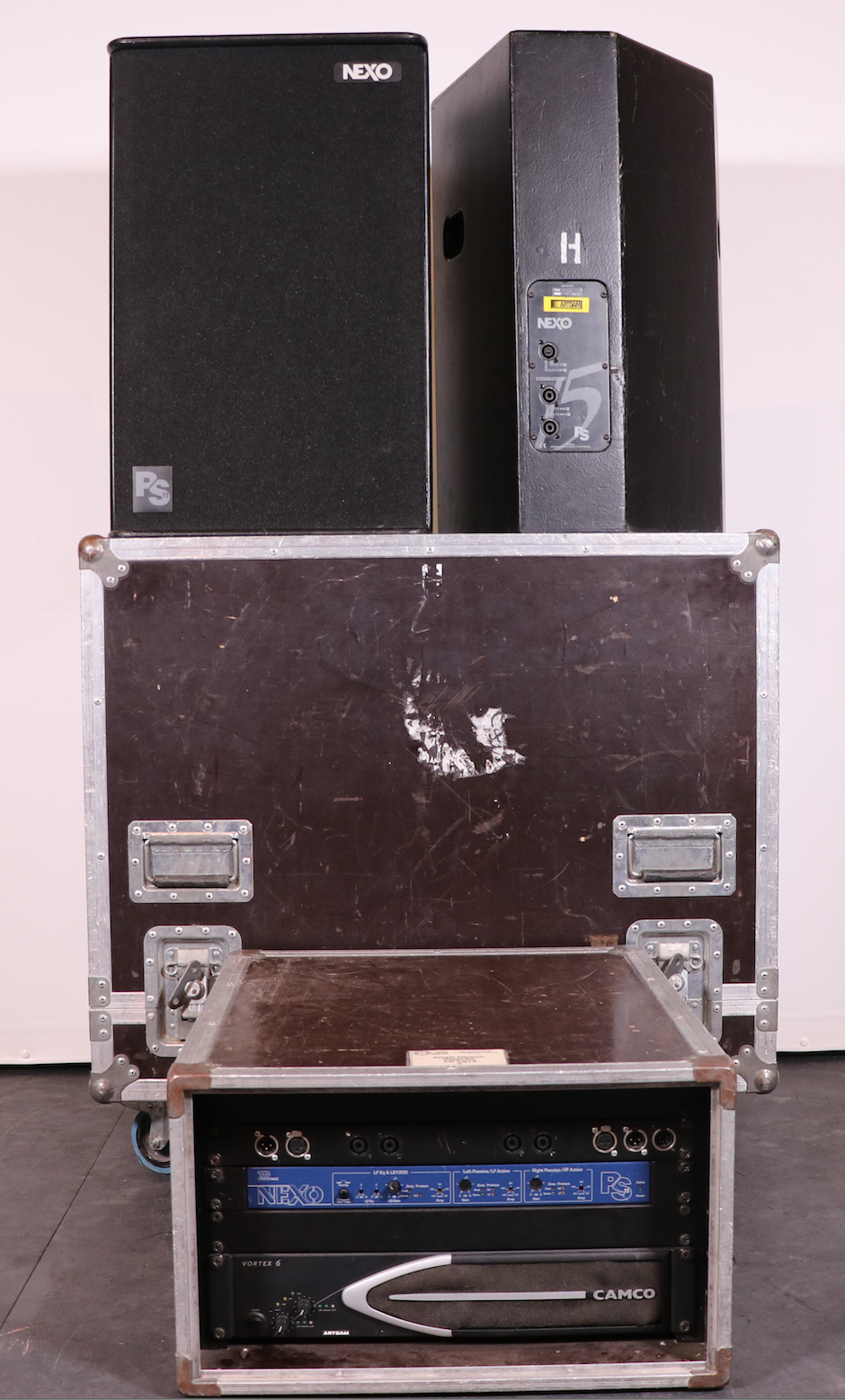 2 x Enceintes Nexo PS15 + Ampli QSC & DTD  (2 x 1000W)